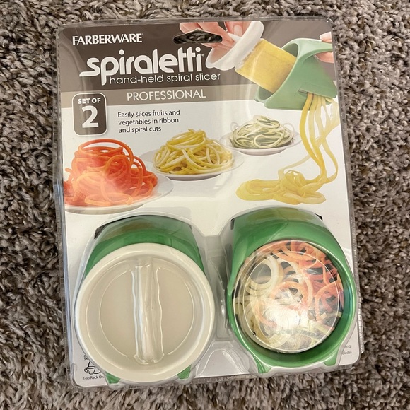 NEW Farberware Spiraletti Hand-Held Spiral Slicer Set of 2 - Picture 1 of 2